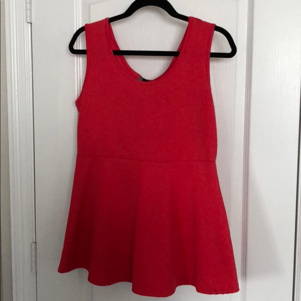 Tutta Bella: Back-Bow Coral Sleeveless Top